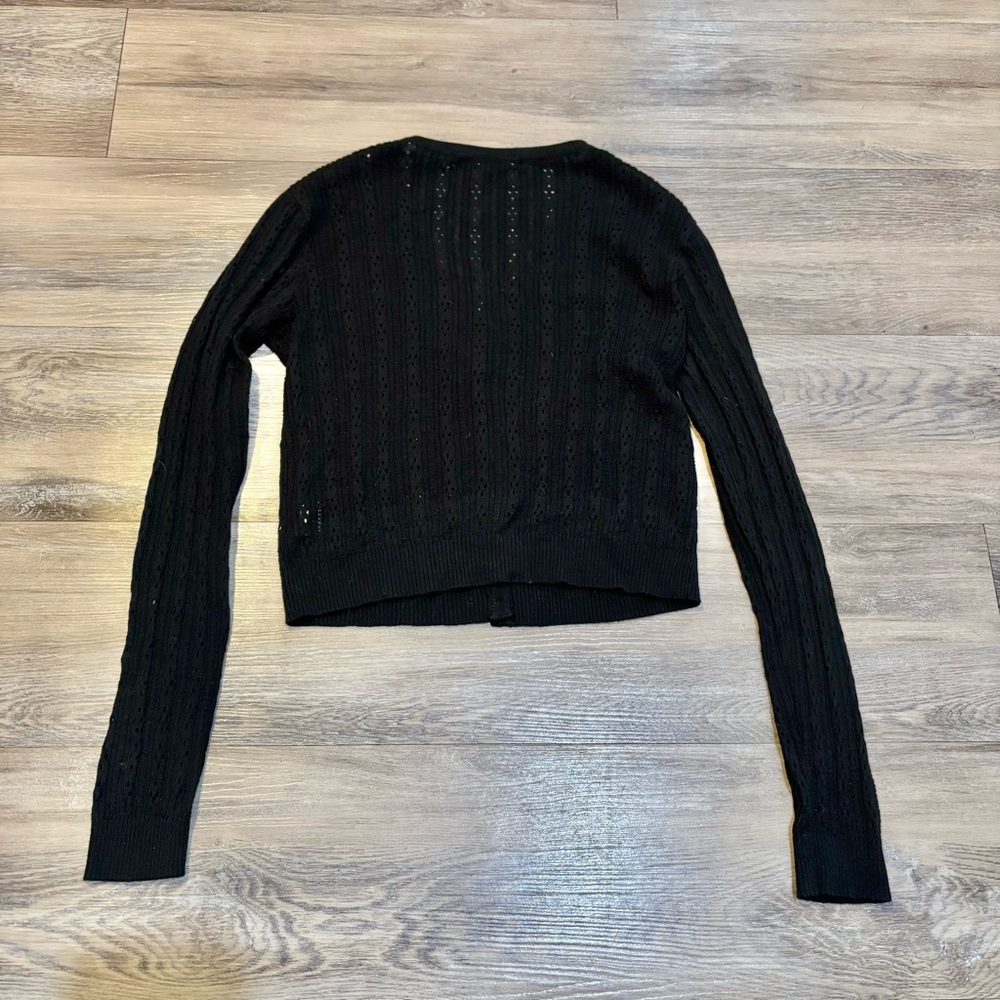 Brandy Melville black v neck pointelle button crop cardigan sweater Sz small - Picture 10 of 10